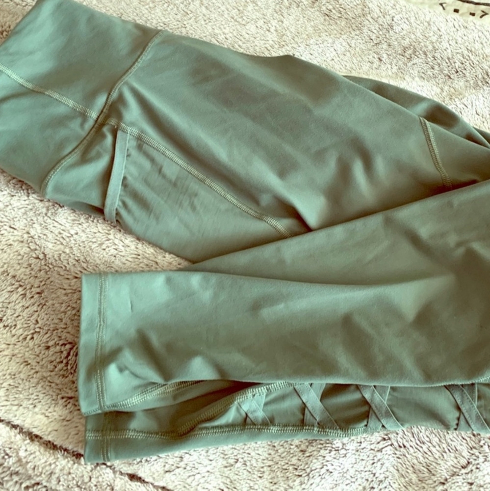 Victoria Sport Knockout Leggings